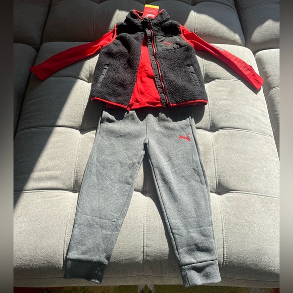 NWT PUMA Boys 3-Piece Outfit Set Long Sleeve Shirt Vest Fleece Jogger Size 5 - Picture 3 of 6